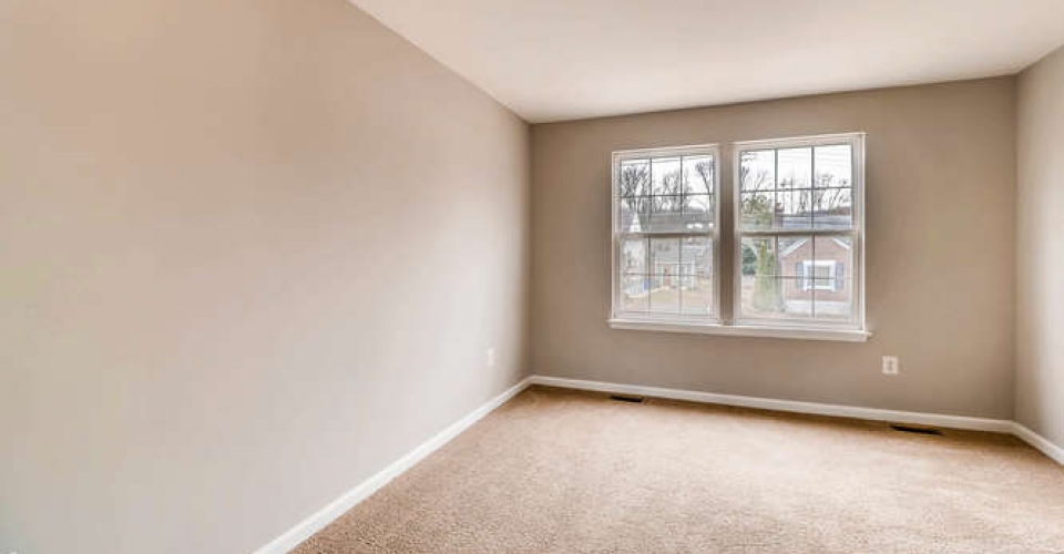5420 Clifton Ave Woodlawn MD-small-004-1-Living Room-666×444-72dpi